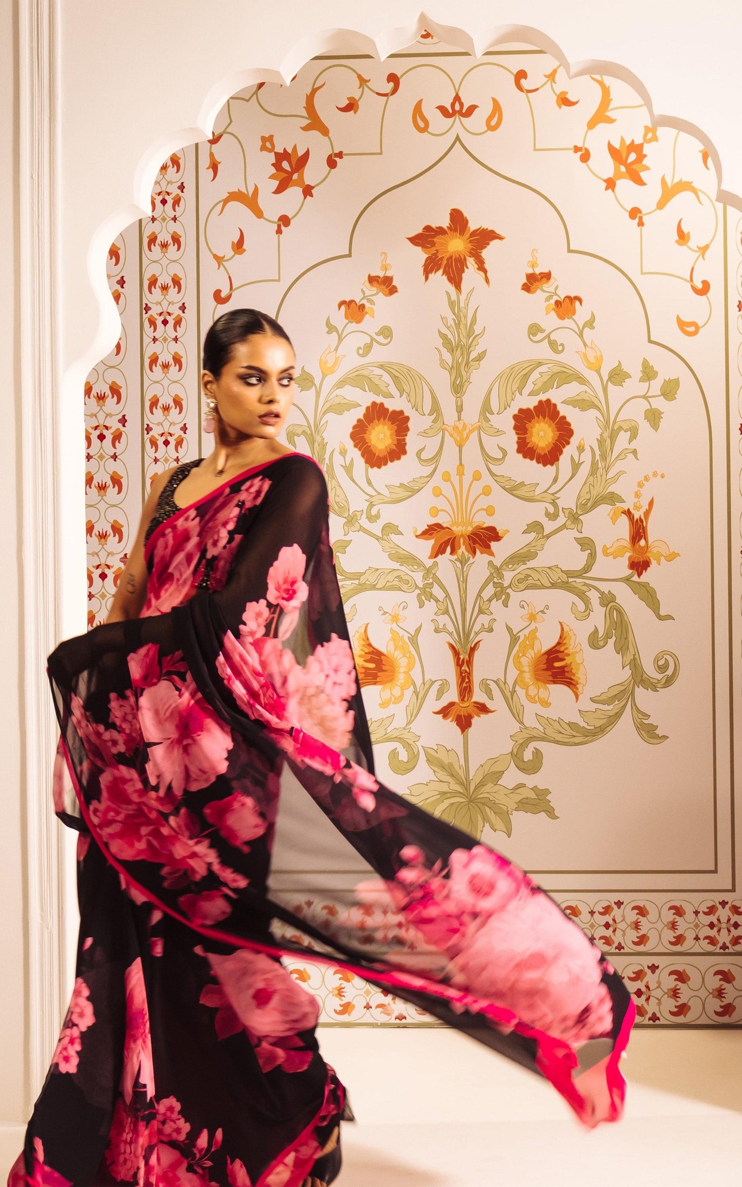 Buy The Ila Saree Pink Black Satin Silk Saree | Premvastra
