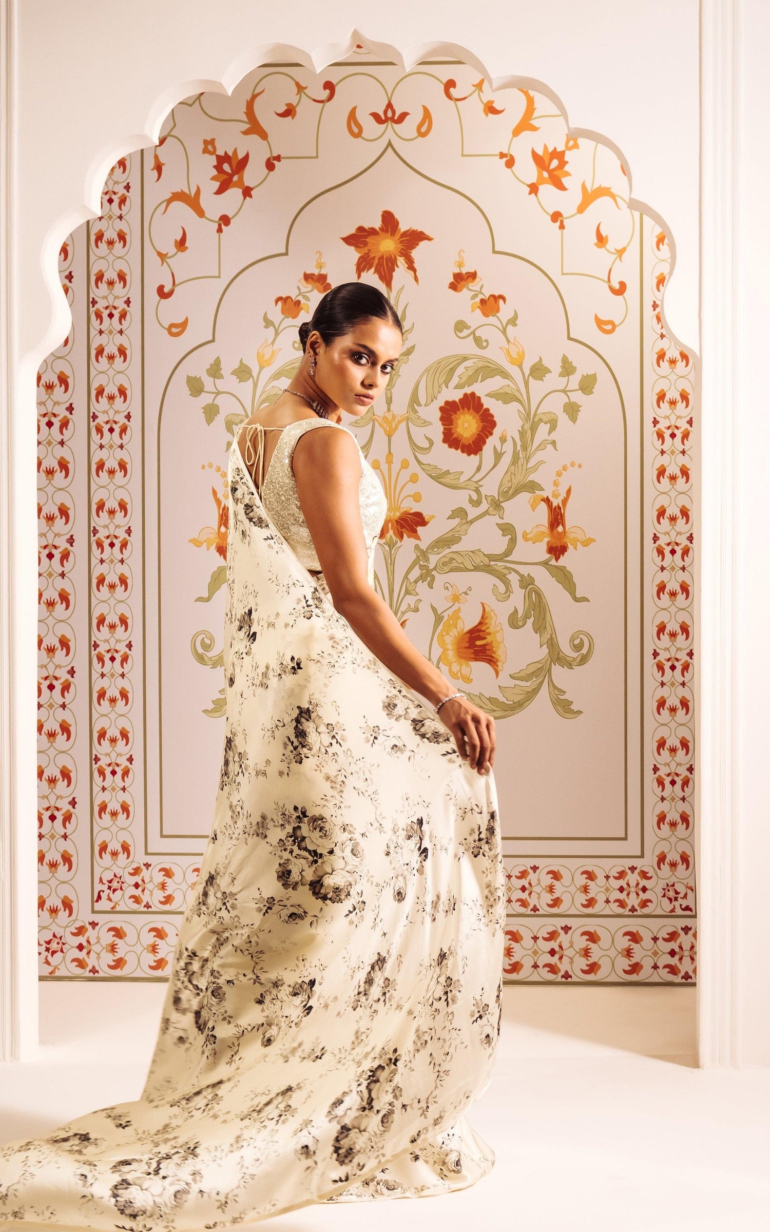 Buy The Tara Saree Pure White Satin Silk Saree | Premvastra