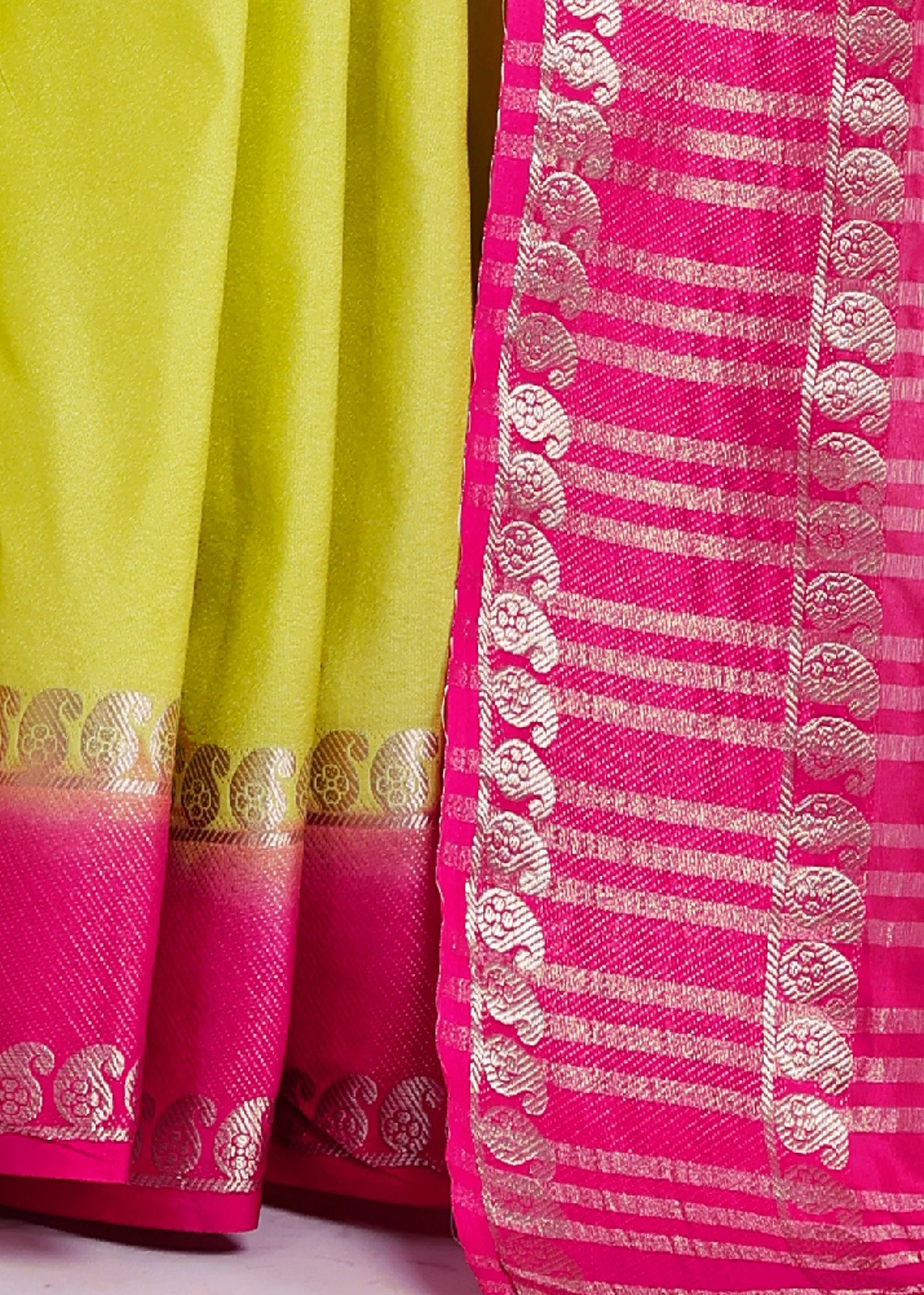 Subtle Plain Mysore Silk Saree For Elegant Looks