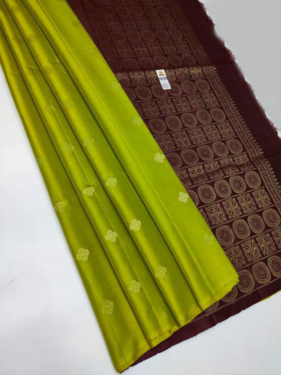 Rich Lemon Kanjivaram Silk Saree Handloom Traditional Craft