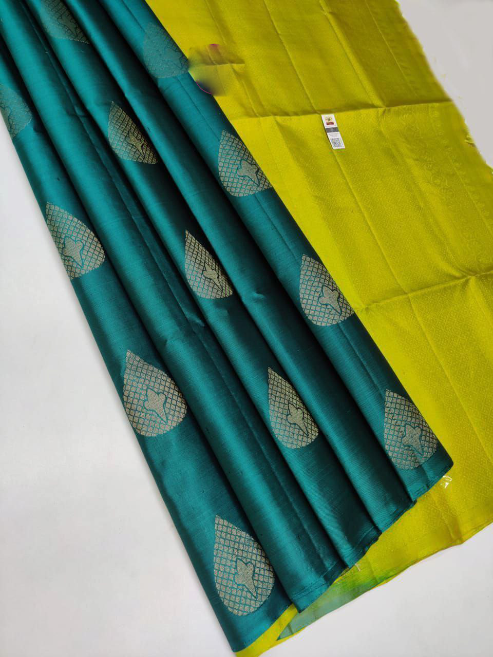 Pure Silk Kanchipuram Saree Intricate Weaves In Blue Shade