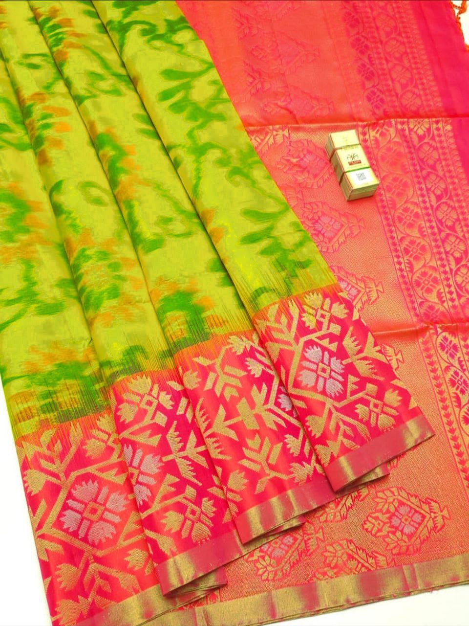 Designer Green And Pink Handloom Silk Saree Premium 3D Pattern In Soft Silk Fabric