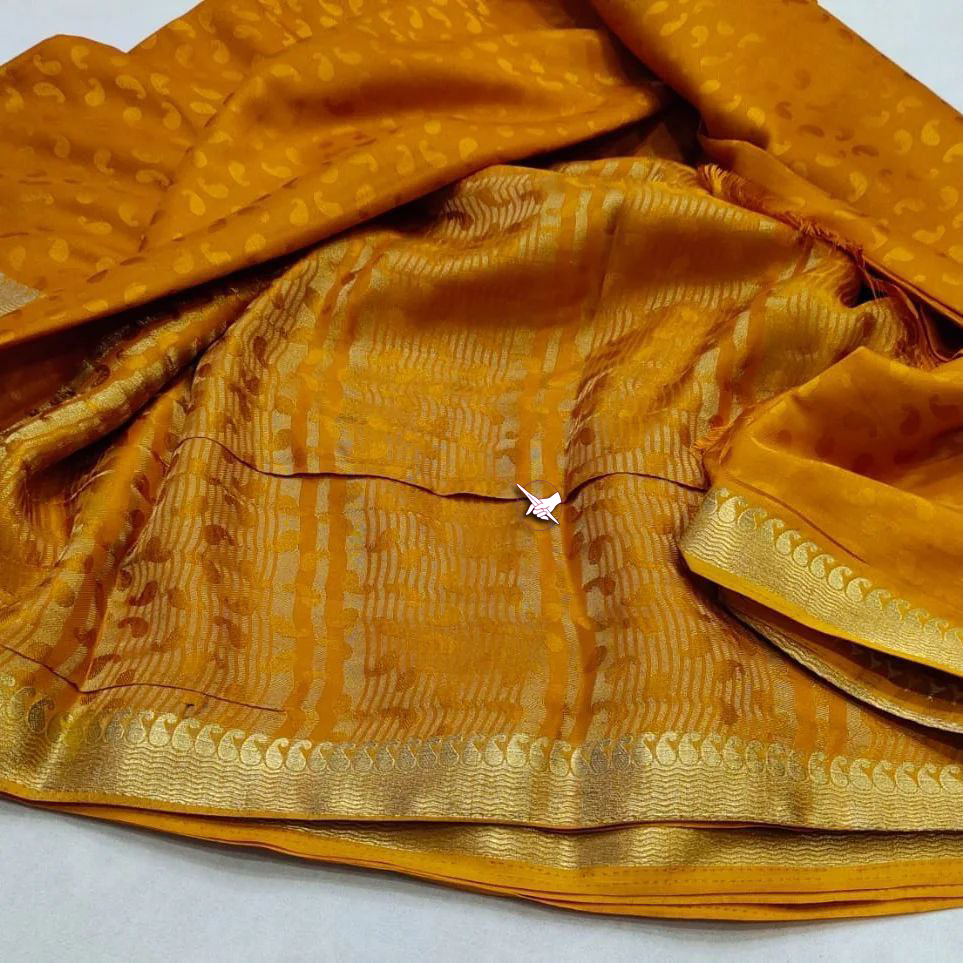 Lightweight Plain Silk Saree With Traditional Mysore Weaving