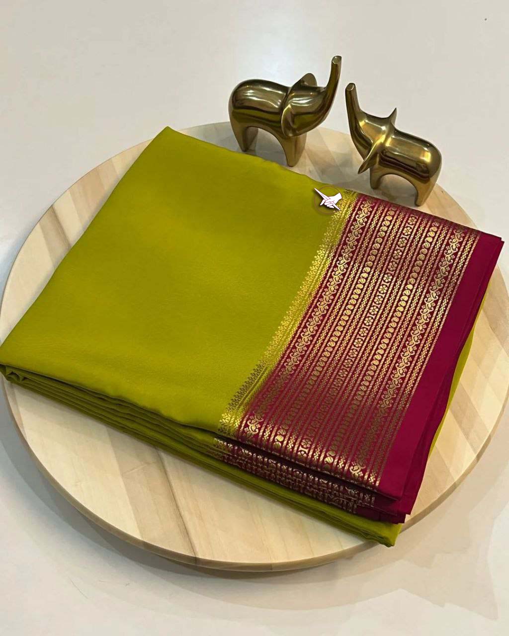 Beautiful Pure Mysore silk sarees having elegant contrast border 😍