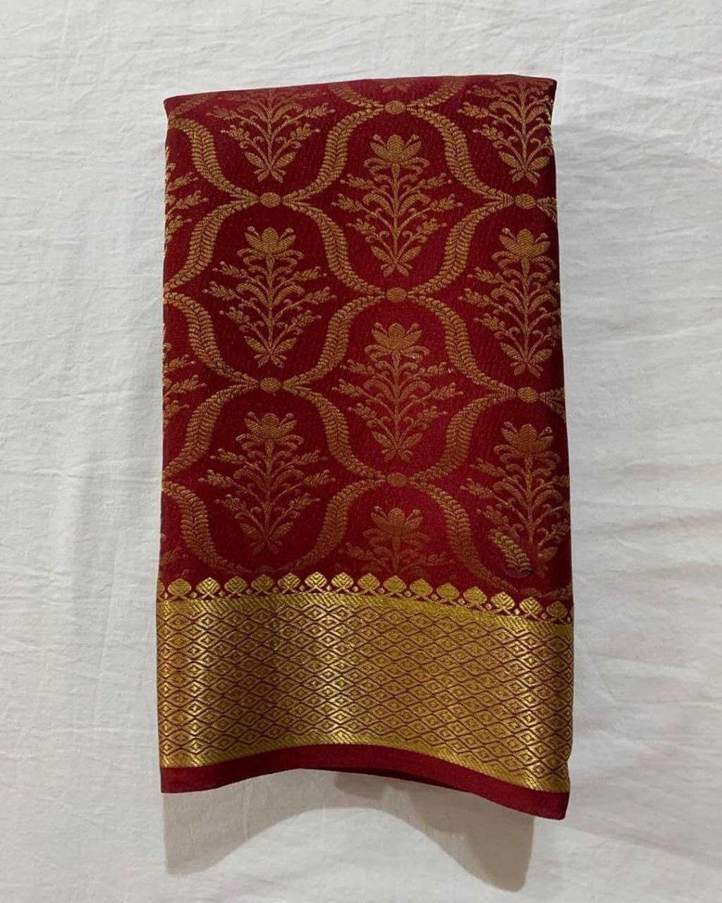 Luxurious Soft Silk Saree With Intricate Pallu And Blouse Material