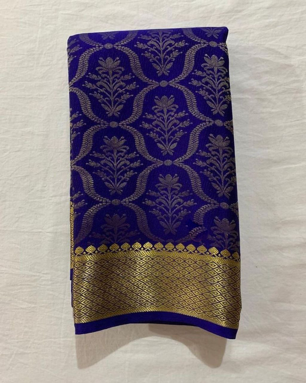 Soft Silk Saree For Weddings With Heavy Pallu And Blouse Material