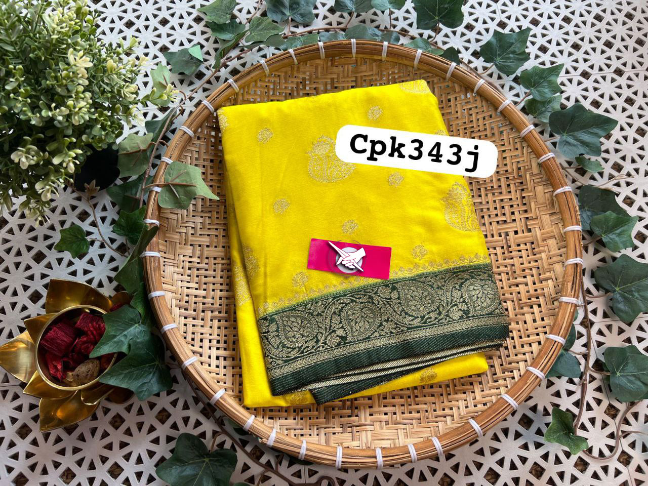 Yellow And Green Maheshwari Party Wear Saree Traditional Silk Weave  Blouse Included