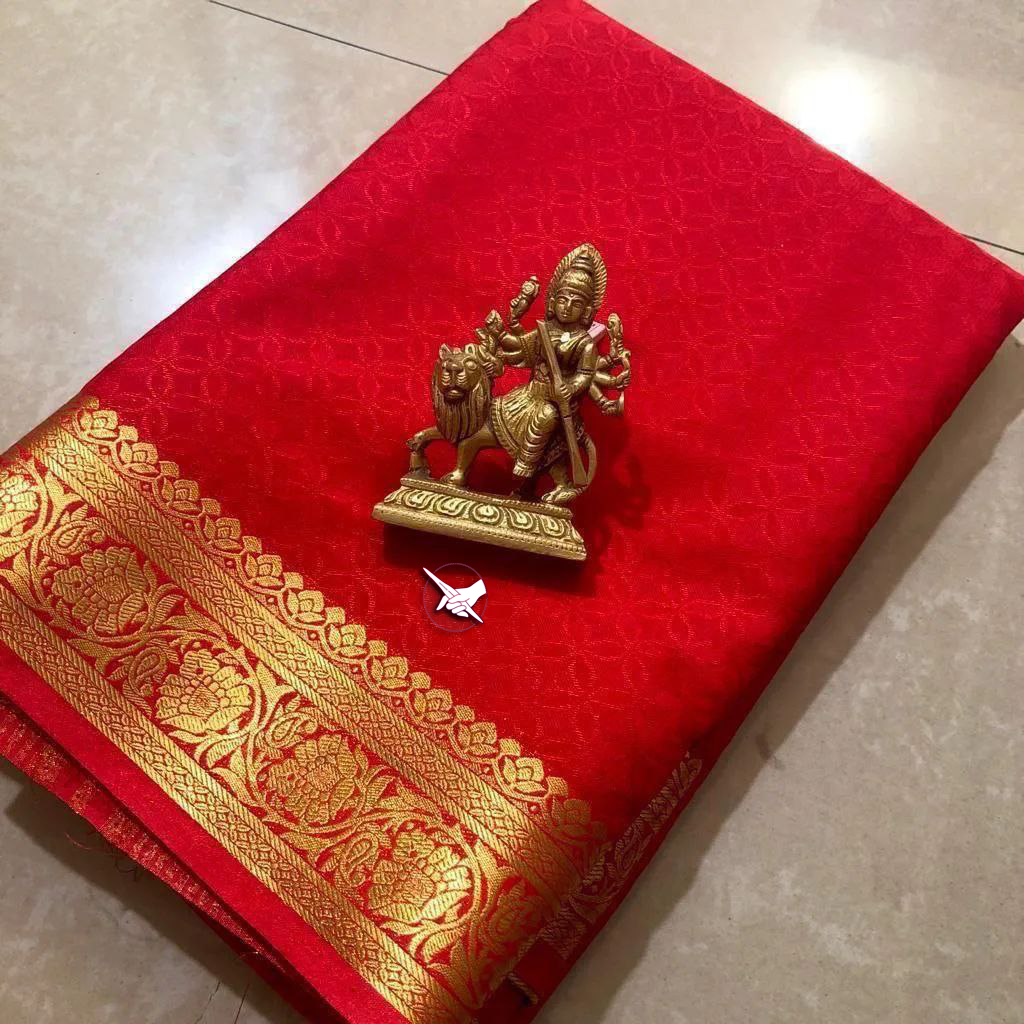 🥰 Elegant Red semi-silk saree with soft texture and delicate shine.🥰