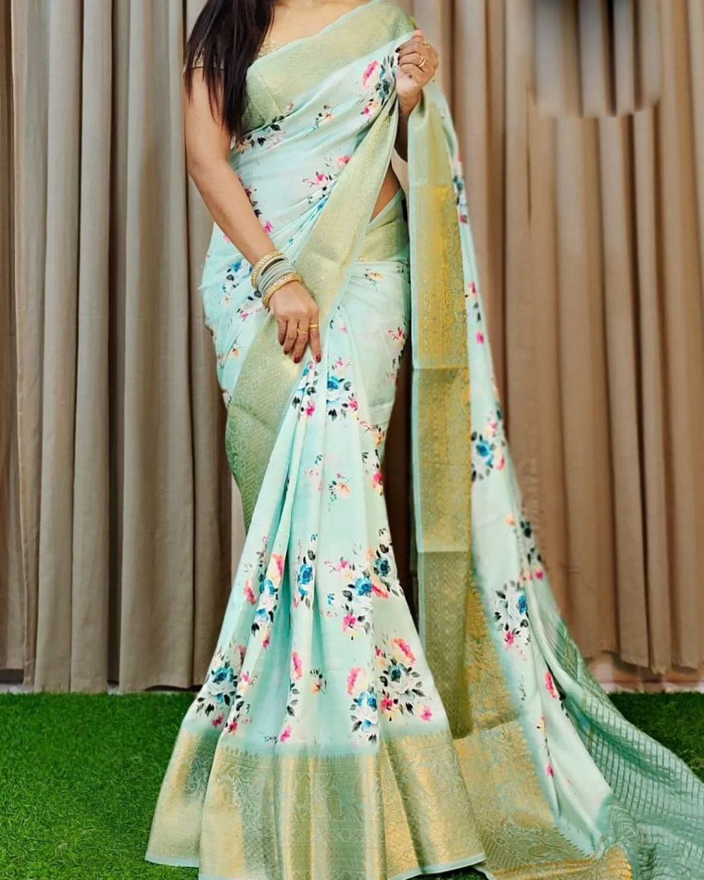 Floral Digital Printed Handloom Silk Saree In Smooth Soft Silk Weave
