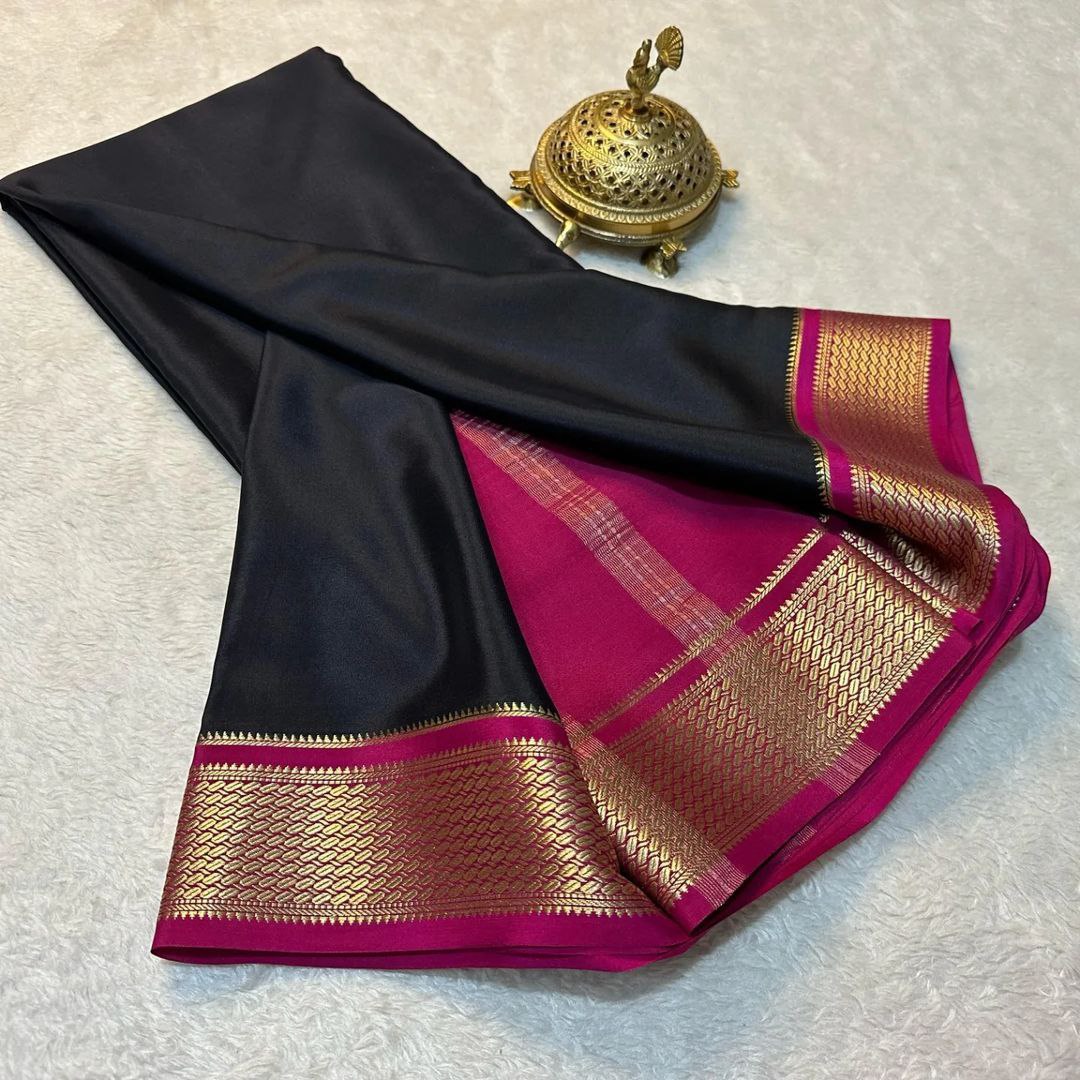 Mysore Handloom Soft Silk Saree With Traditional Look And Blouse Fabric