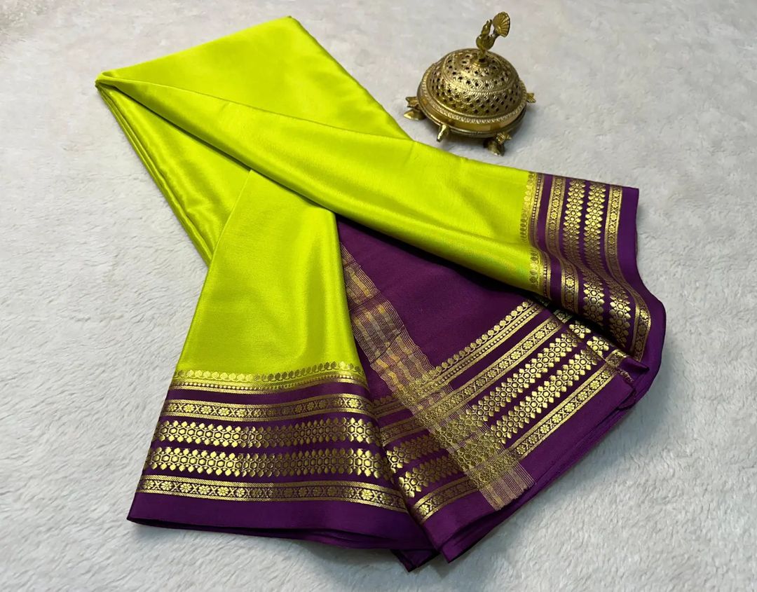 Contrast Pallu Mysore Soft Silk Saree With Unstitched Blouse