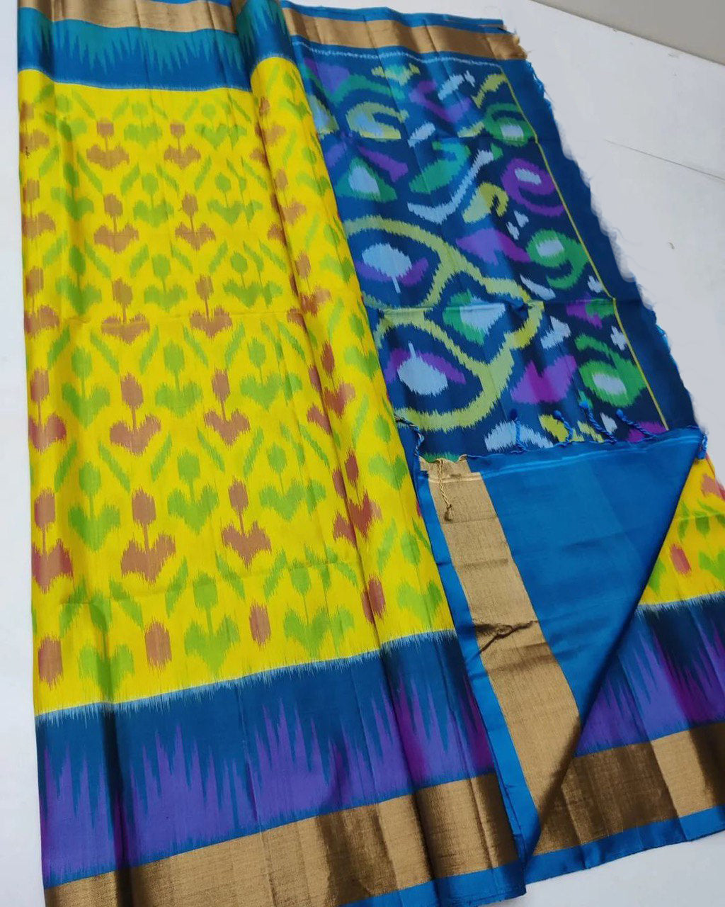 Traditional Ikkat Digital Print Soft Silk Saree In Handloom Weave