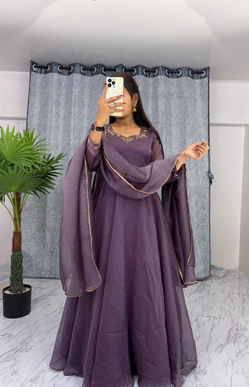Faded Wine Fancy Crush Readymade Party Style Gown